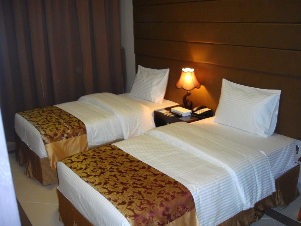 Paragon Hotel Apartments Abu Dhabi Exterior photo