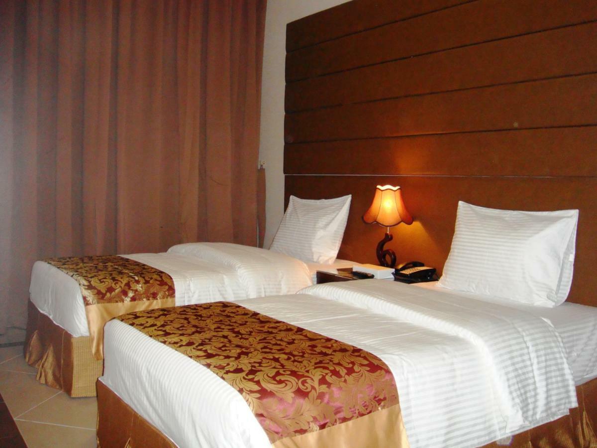 Paragon Hotel Apartments Abu Dhabi Exterior photo